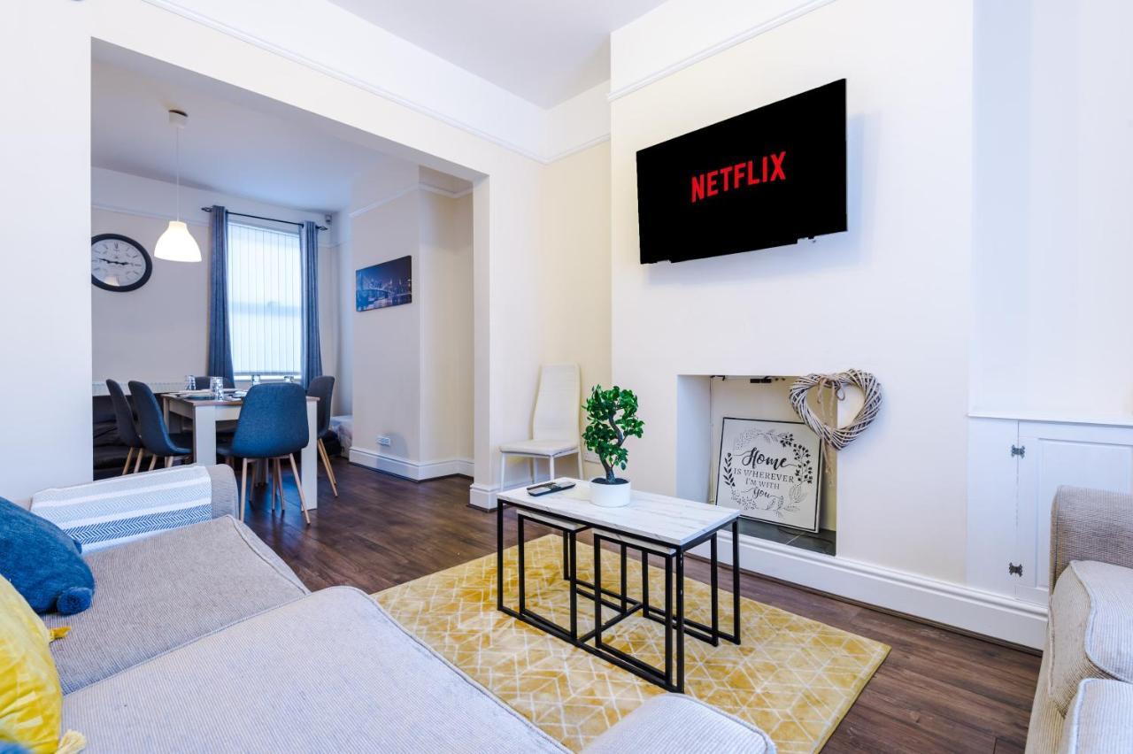 Finchley House Lovely House In Anfield, 2 Minutes Walk From The Stadium, Parking And Wifi Βίλα Λίβερπουλ Εξωτερικό φωτογραφία